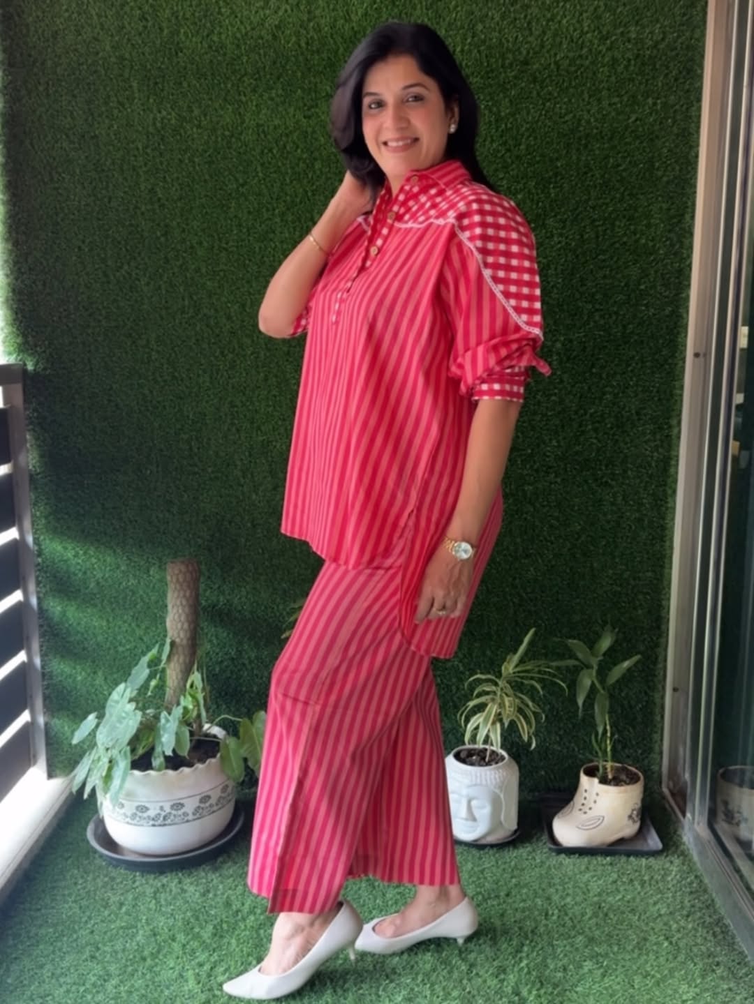 Cotton cord set that is perfect for work to vacation with lace work on yoke and both side pocket in pant