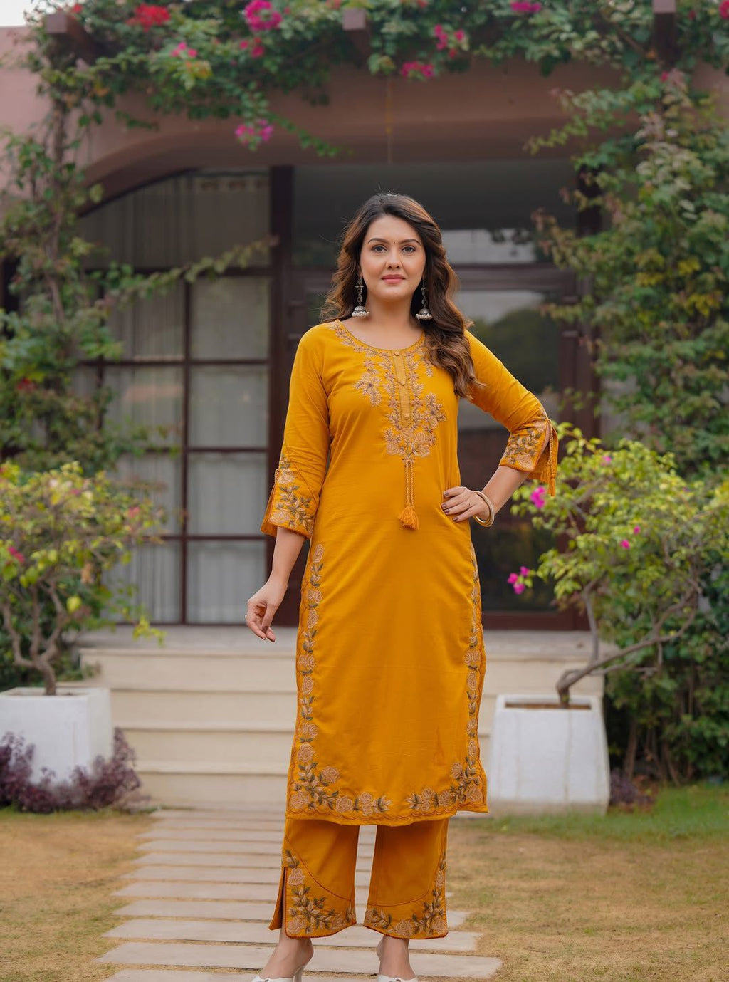 pure cotton dupatta set with heavy embroidery on kurti neck, slevees, and pant also with cut style