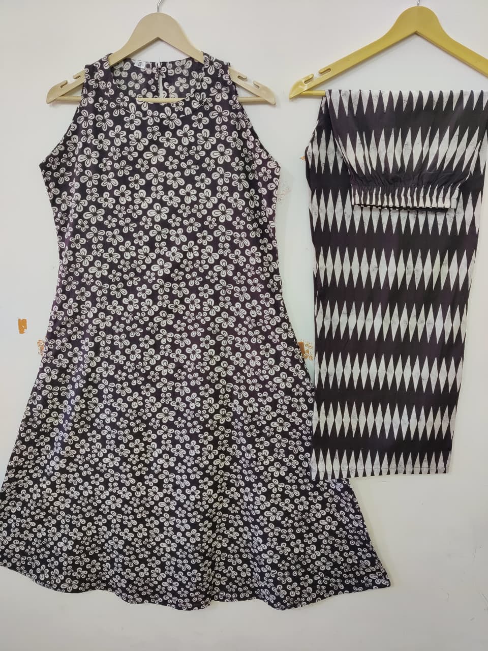 Halter neck cord set with pocket in kurti