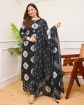Cotton Suit  With Prosin Print Straight Kurti Paired With Pant And Duppata