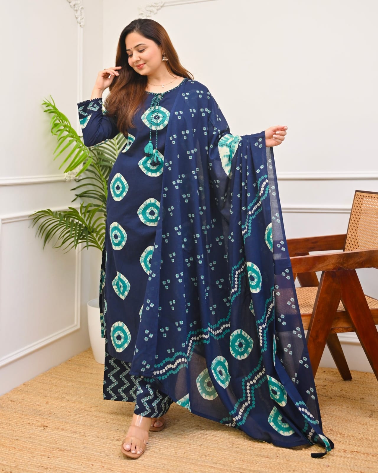 Cotton Suit  With Prosin Print Straight Kurti Paired With Pant And Duppata